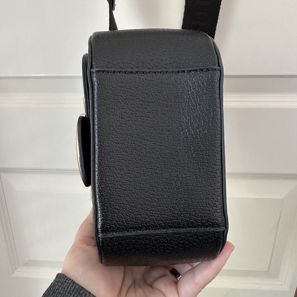 TRUE RELIGION Mini Flap Logo Crossbody Bag Black Gold Horseshoe Adjustable Strap - Picture 7 of 16
